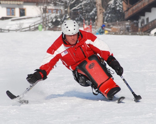 monoski vs snowboard