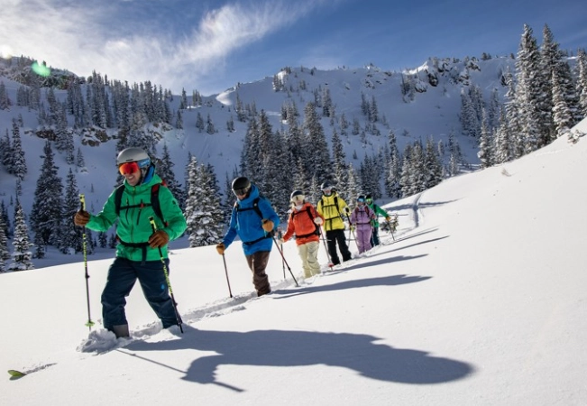 winter seasonal jobs