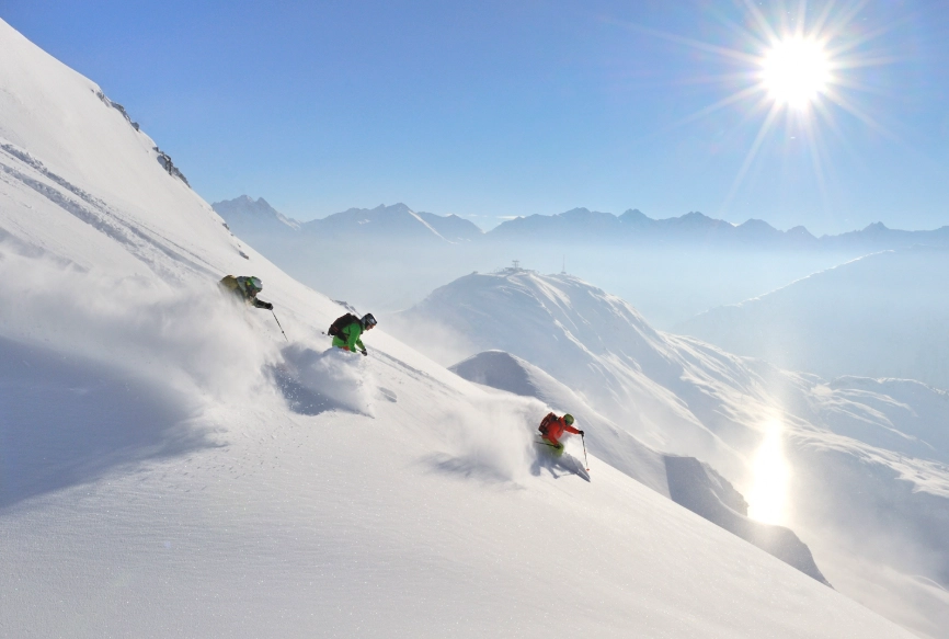 powder snow skiing powder snow skiing