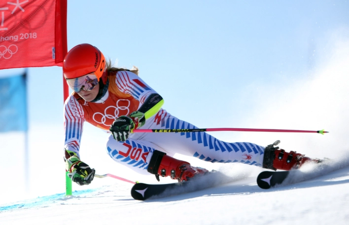 giant slalom skiing giant slalom skiing