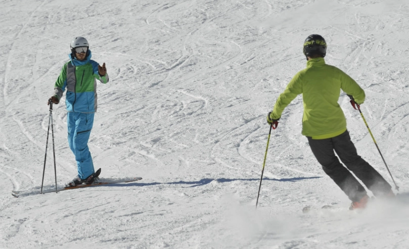 How long does it take to learn parallel turns skiing?