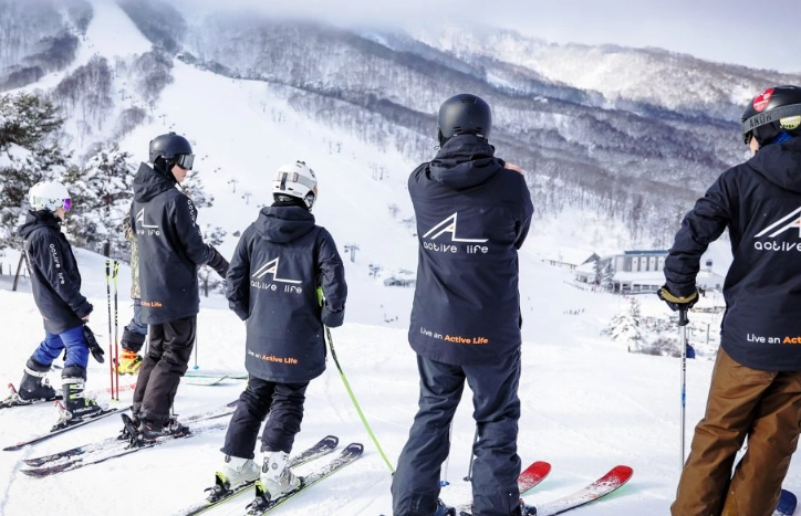 Winter seasonal jobs pay