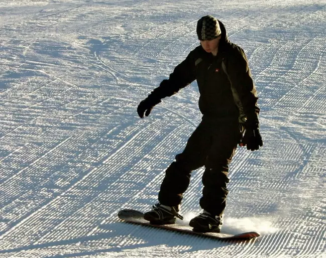 snowboard button lift technique