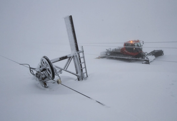beginner ski lift beginner ski lift