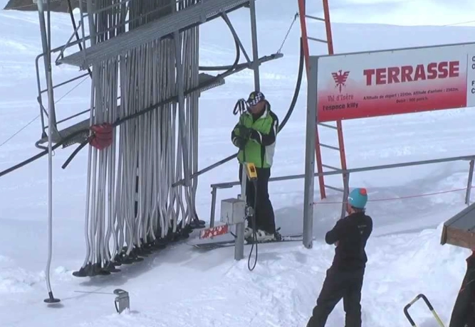 button lift snowboard fail