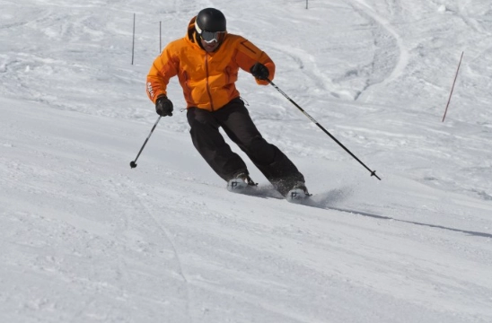 skiing parallel turns technique