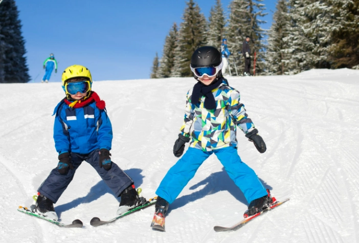 beginner ski lessons for children