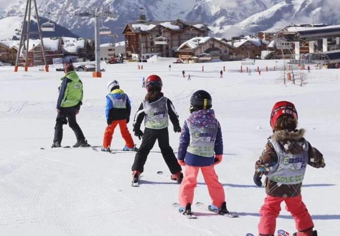 kids ski lessons