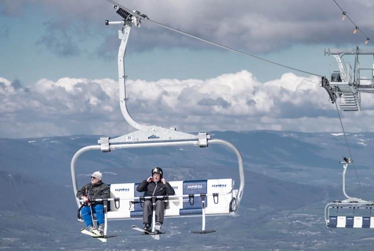 how to use a ski chairlift how to use a ski chairlift