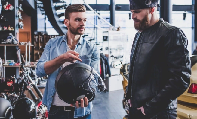 how to choose a ski helmet