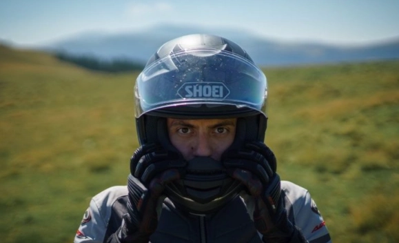 how to choose a ski helmet