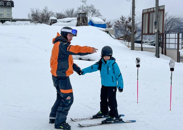 ski lessons for beginners at resort