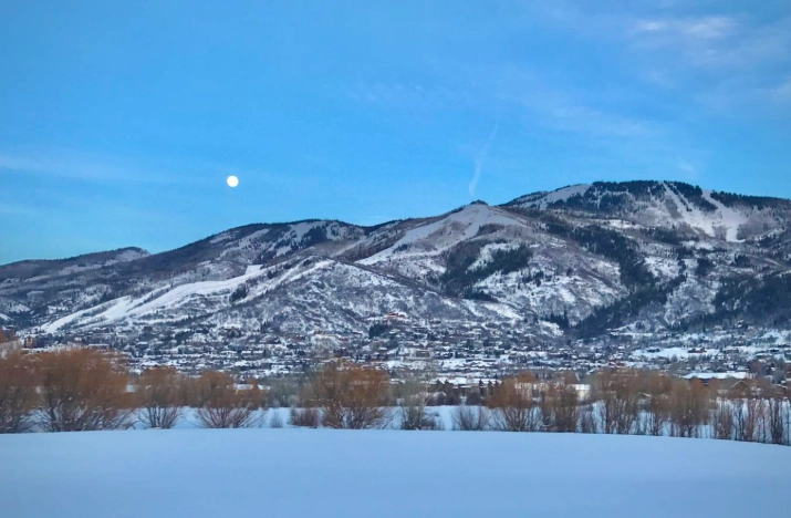 intermediate ski trails