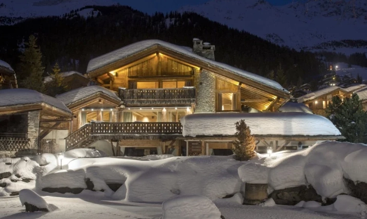 luxury ski chalets