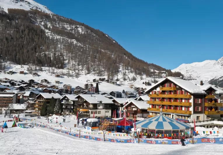 car-free ski vacation
