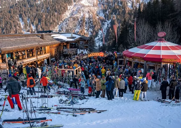 top ski resorts for apres
