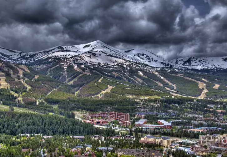 high altitude skiing Breckenridge