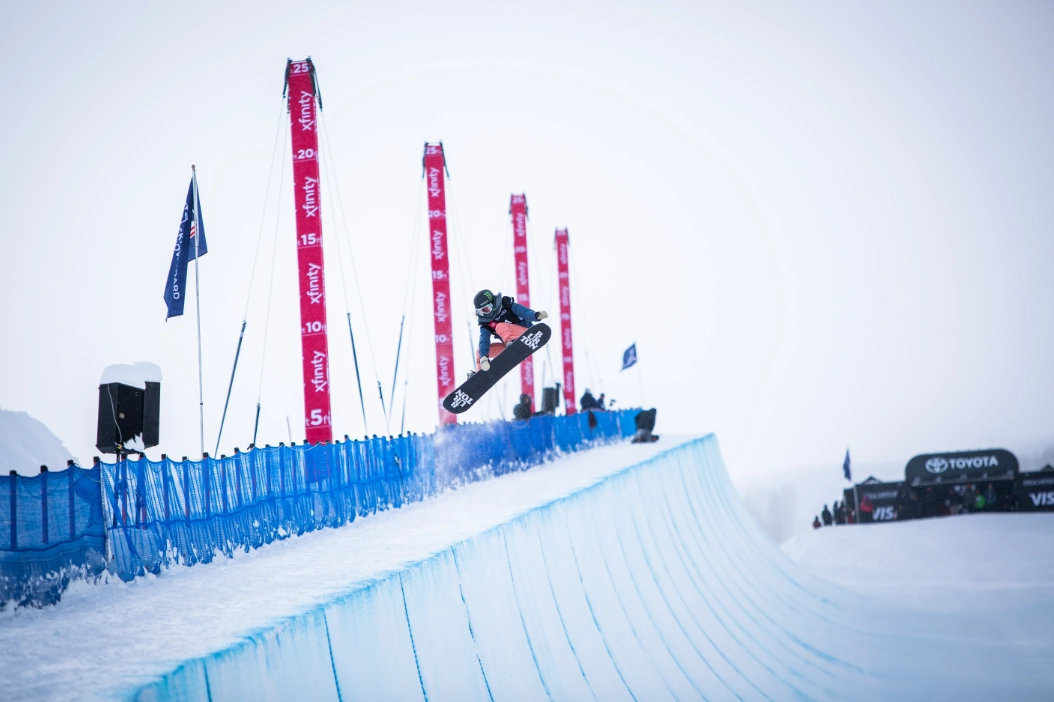 ski halfpipe ski halfpipe