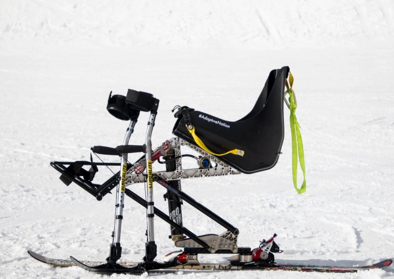 monoskiing monoskiing