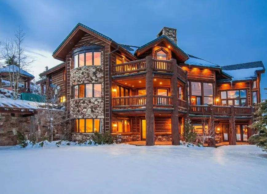 Deer Valley luxury skiing